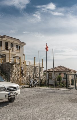 Hayvanlarımız Yemlerken